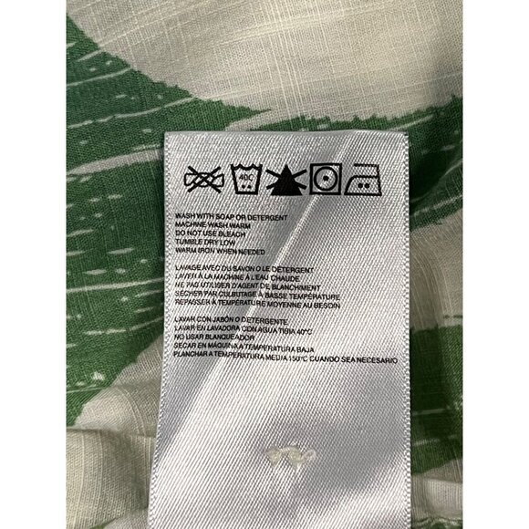 Quiksilver Size Large Mens Green White Abstract Hawaiian Aloha Button-Up Shirt - Picture 8 of 9